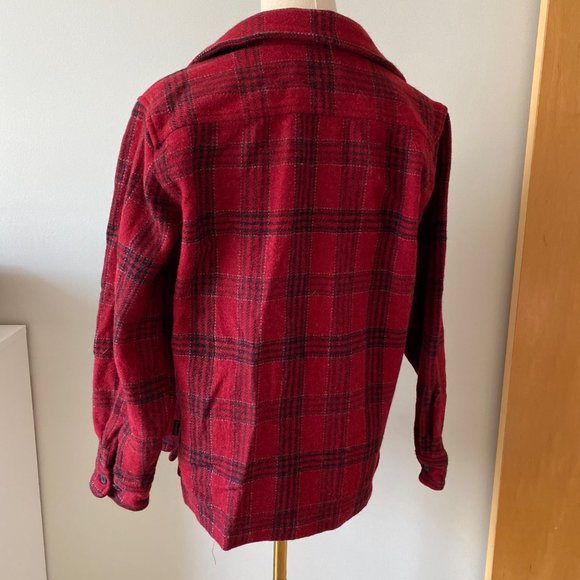 Woolrich Red Plaid Jacket with Zipper (Large) - Picture 10 of 15